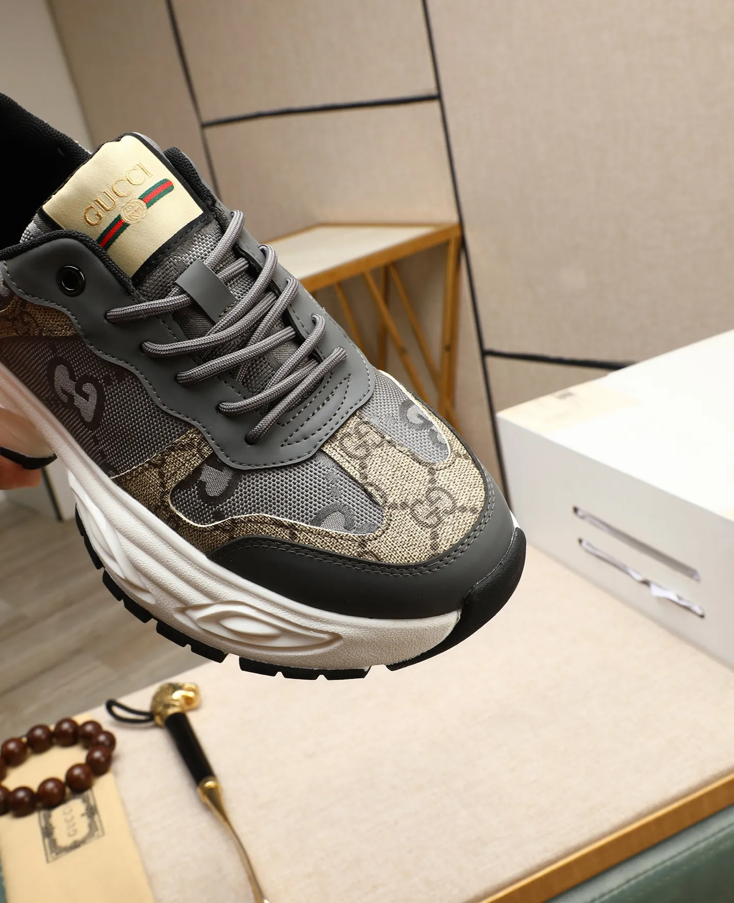 Men's men's shoes💰460 GUCCI🔍🔍2025 latest model Available at the counter at the same time, original calfskin imported from Italy, genuine leather lining, (high-end, extravagant, and classy) with exquisite workmanship, soles: original soles specially provided by the original factory, ⚠Exclusive double-layer movable molded soles are super comfortable⚠, real photos🎬The real ones are better🔍🔍"High quality·Follow the order" code number 39-44 (38 45 46 customized)